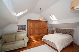 Bed 1- click for photo gallery